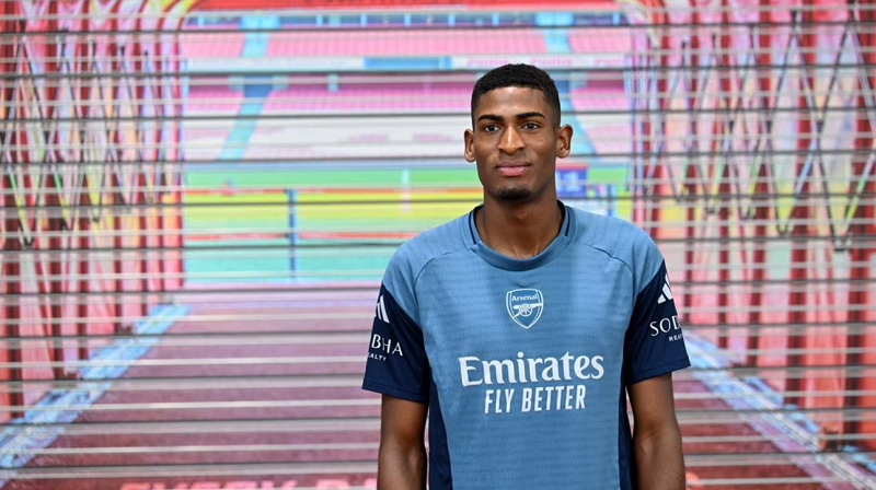 cristhian-mosquera-se-thanh-cong-tai-a