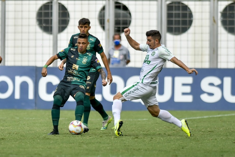 Nhận định soi kèo Chapecoense vs America Mineiro lúc 05h00 ngày 11/11/2025 nhan-dinh-soi-keo-chapecoense-vs-america-mineiro-luc-05h00-ngay-11-11-2025-1