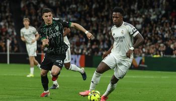 Real Madrid vs Elche (03:00 – 15/03) | Xem lại trận đấu